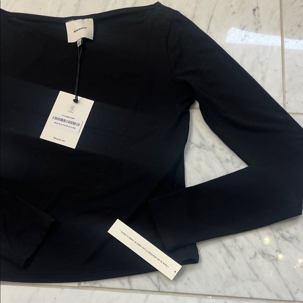 Reformation Classic Black Long Sleeve Top - Picture 5 of 5
